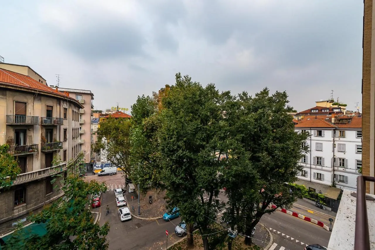 Apartament Vittoria 1 Mediolan 0*,